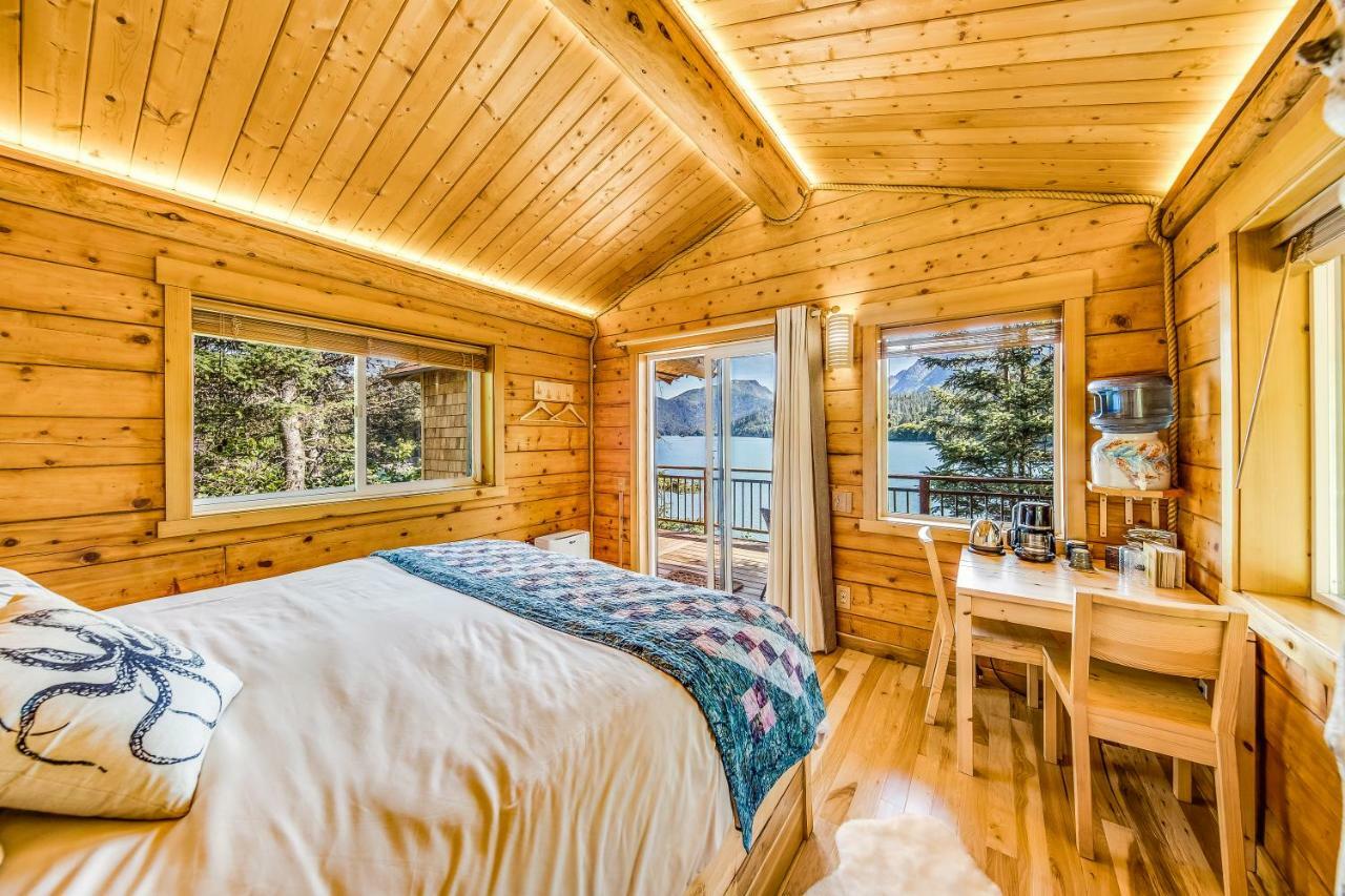 Stillpoint Lodge - All-Inclusive Halibut Cove Dış mekan fotoğraf